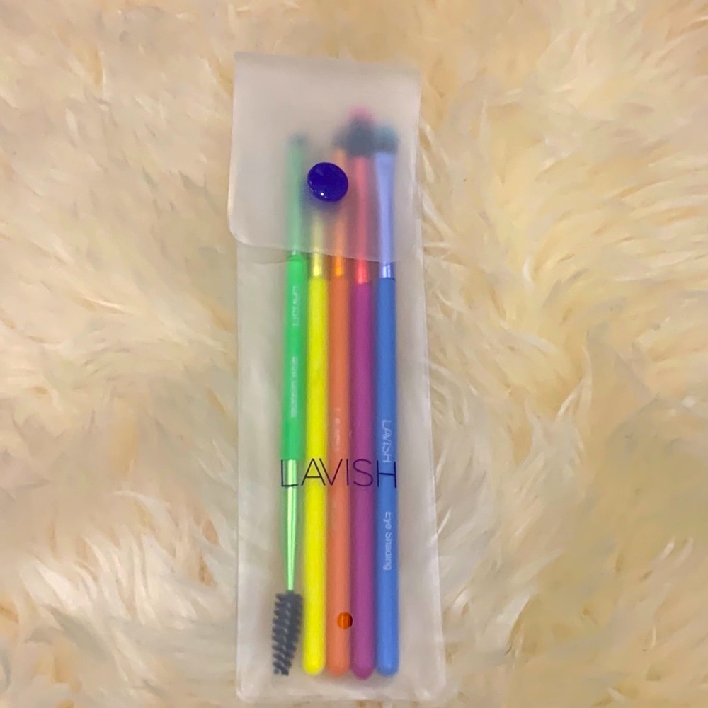 Lavish 5 Eye Shadow Detail Brush Set Multi-Coloured